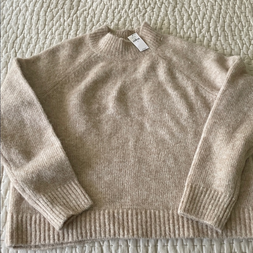 NWT Banana Republic Cream Tan Turtleneck Sweater wool blend medium